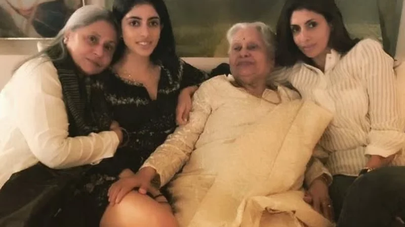 Jaya Bachchan and family speak out against 'False' claims about mother's demise