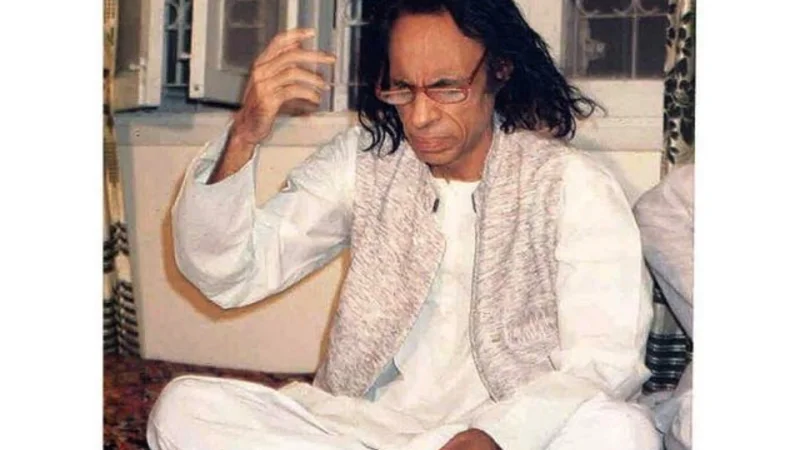 Renowned Urdu Poet Jaun Elia remembered on death anniversary