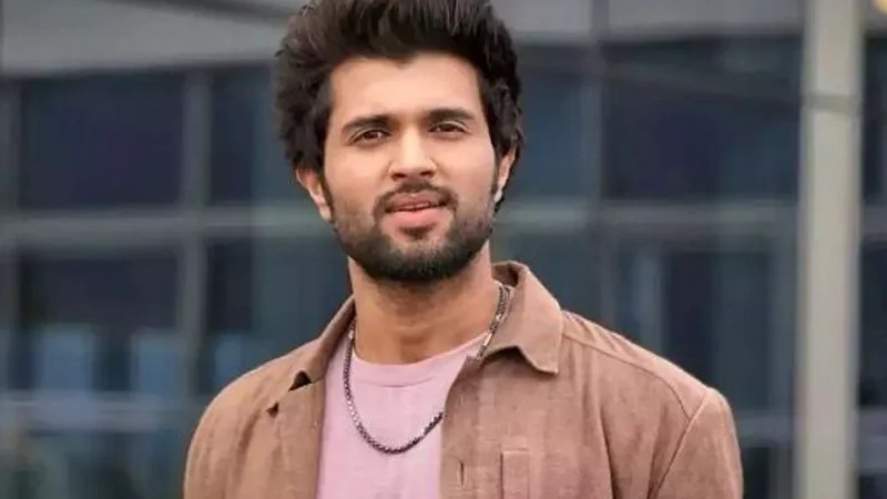 Vijay Deverakonda turns mishap into fun moment with playful Instagram post