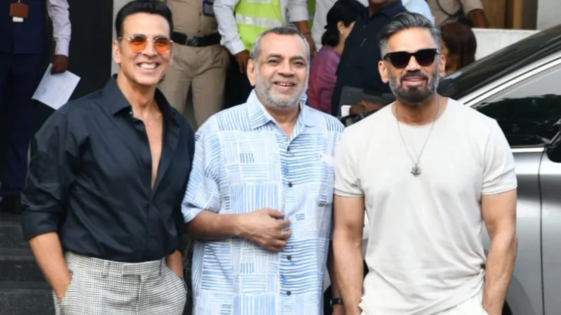 Akshay Kumar responds to 'Hera Pheri 3' rumors after cast spotted together