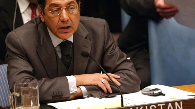Pakistan’s resolution reaffirming peoples right to self-determination adopted unanimously