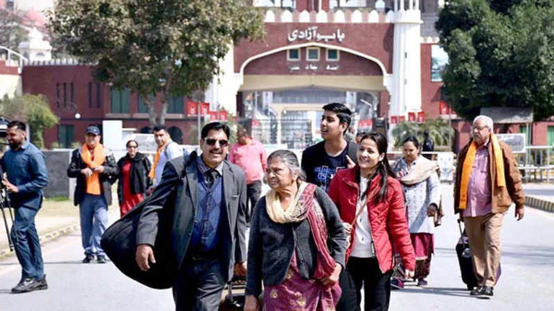 Pakistan issues visas to Indian Hindu pilgrims for Shadani Darbar