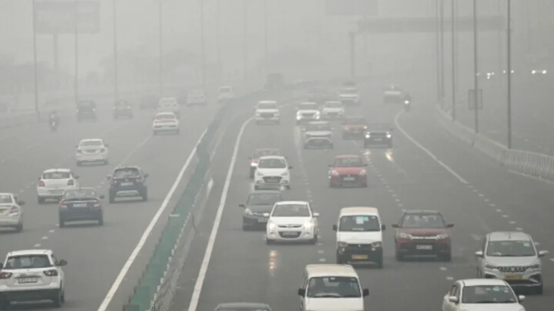 Karachi's air quality declared 'very unhealthy' for first time in Month