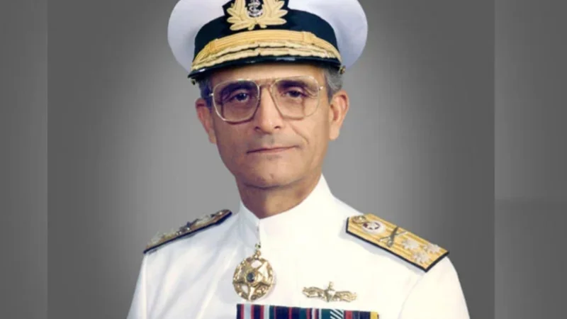 Ex-Chief of Navy Admiral Yasturul Haq Malik passes away