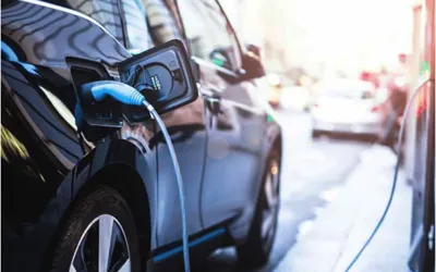 Pakistan partners with China for 3,000 electric vehicle charging stations