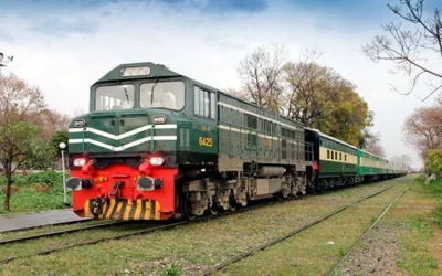 Pakistan Railways plans Lahore-Karachi express train