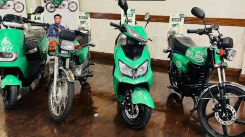 Federal govt announces free e-bikes for students