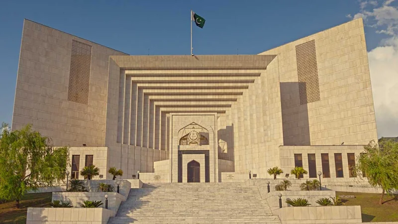 PTI founder appears before SC via video link in NAB amendments case