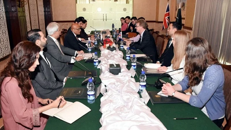 Pakistan, UK vow to enhance coordination on multilateral fora