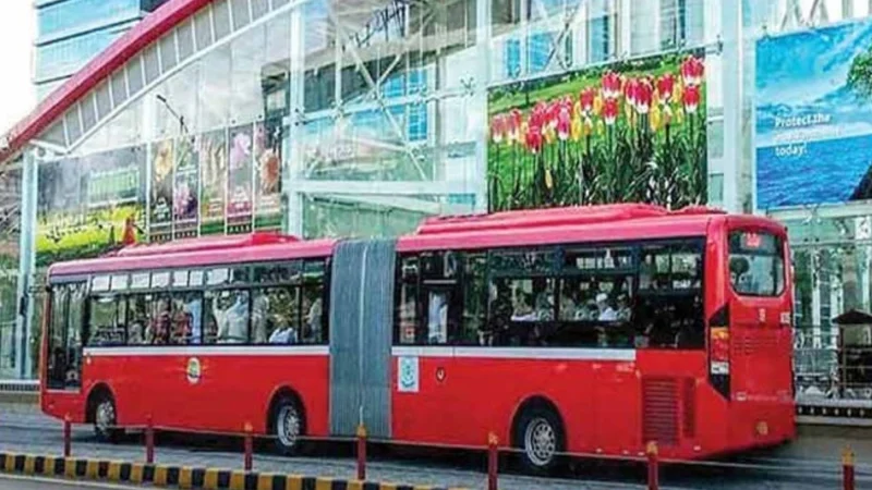 Is Metro Bus Service running today from Rawalpindi to Islamabad?