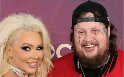 Who is Bunnie XO? All About Jelly Roll's Wife