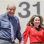 Who is Robin McGraw? All About Dr. Phil's Wife