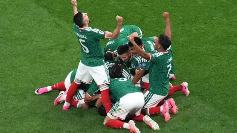FIFA World Cup: Mexico reaches Round of 16 with win over Ecuador