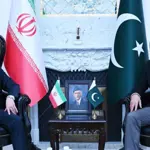 Iran's FM discusses regional tensions with Field Marshal Asim Munir