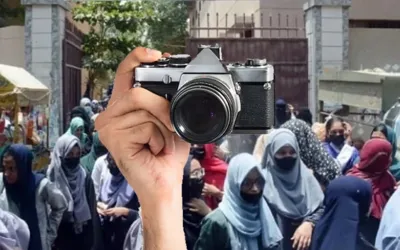 Sindh bans photography in govt girls’ colleges