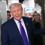 Trump sets deadline for Iran deal and warns of possible military action