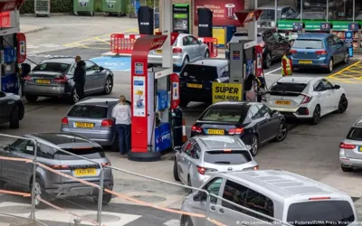 Petrol crisis fears spark UK plan to cap fuel purchases at £30
