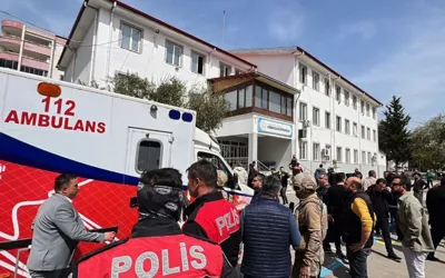 Nine killed and 13 injured in Türkiye school shooting
