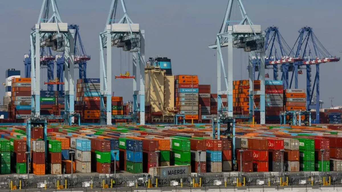 Karachi Port: Minister Urges Faster One-Stop Services Work