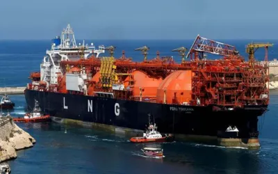 Pakistan LNG launches urgent spot tender for June cargo