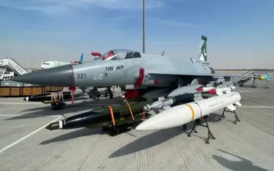 JF-17 Thunder Block-III Shines at Dubai Airshow 2025