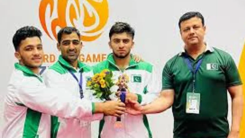 Abdul Rehman wins bronze