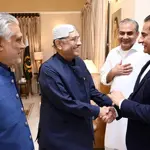 President Zardari steps in as PPP-PML-N tensions simmer