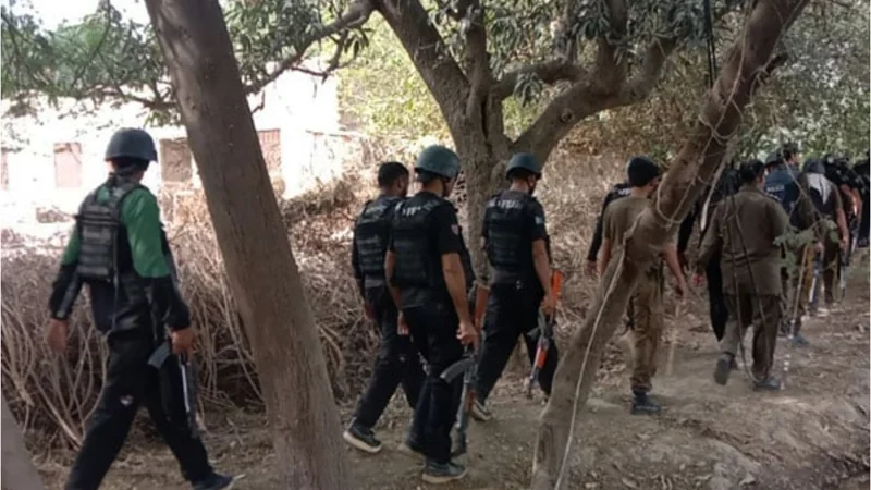Five cops martyred in armed attack on police post in RYK