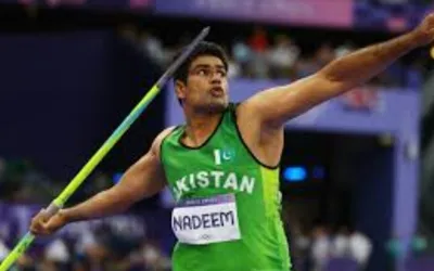 Arshad Nadeem salutes the nation