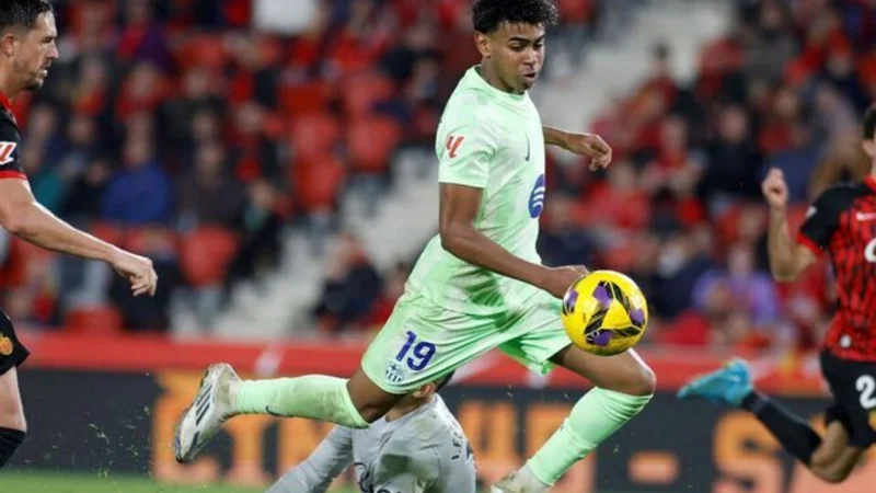 Barcelona cruise to 3–0 victory at Mallorca in LaLiga season opener