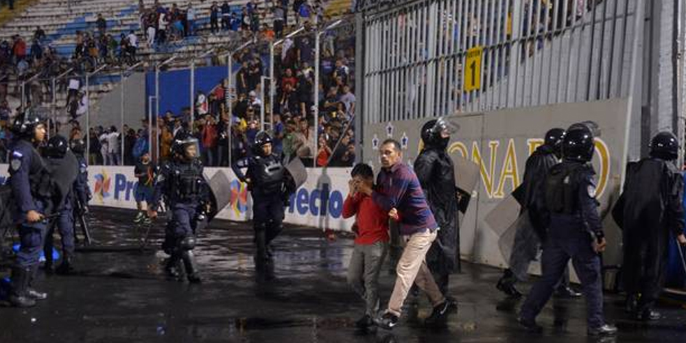 clashed between fans in hondras football match