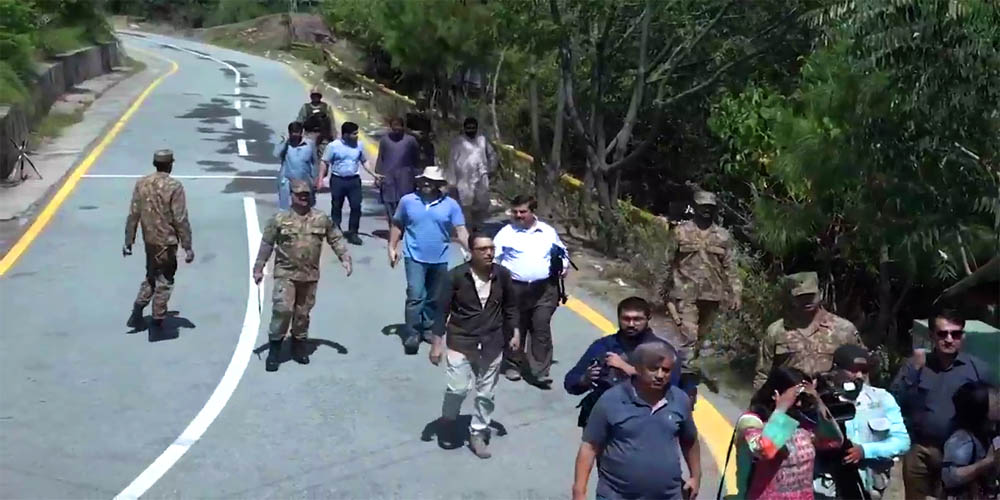 Foreign Media visited LOC