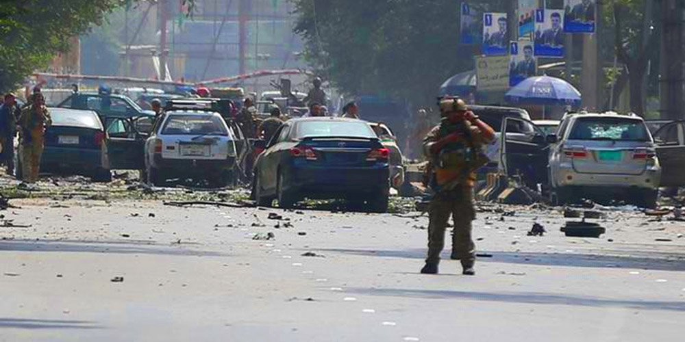 Kabul blast kills 10