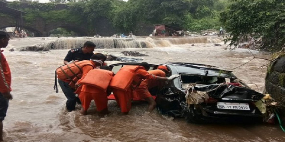 Pune heavy rain & flood killed many in India