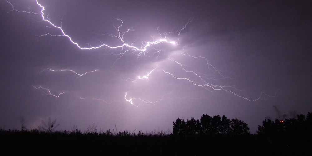 Heavy lightning kills 18 in Indian state of Bihar