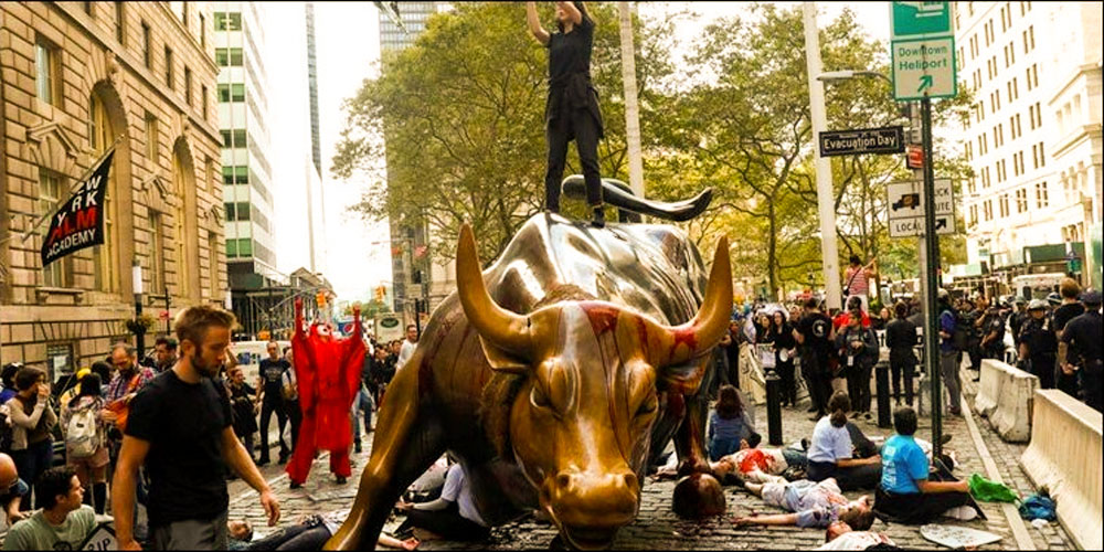 Police attempt to clear Extinction Rebellion protest camps in London