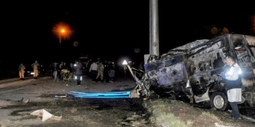 28 afghans killed in road accident