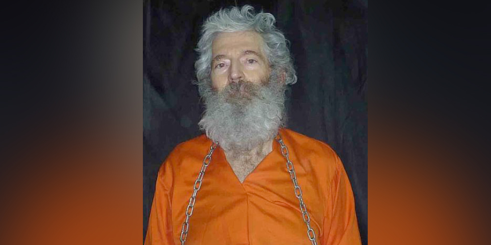 trump urges iran to turn over missing agent