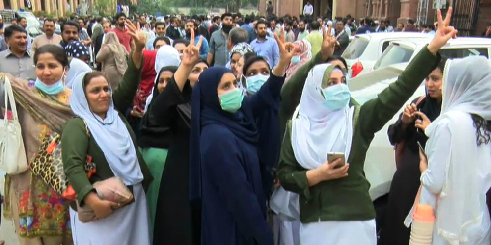 doctors withdrew protest