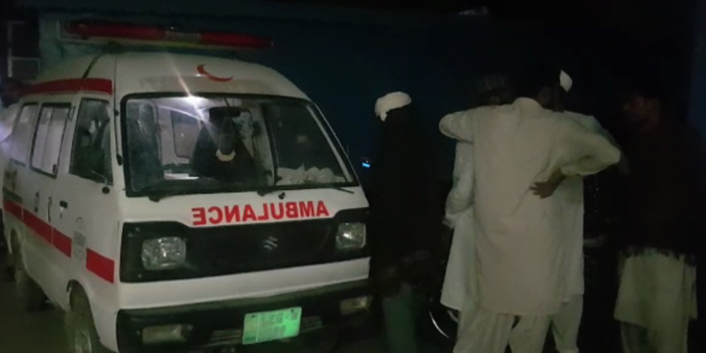 firing in Rajanpur on police