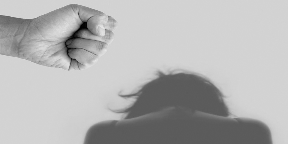 بھارت میں زیادتی کے بعد نوجوان لڑکی نظرِ آتش