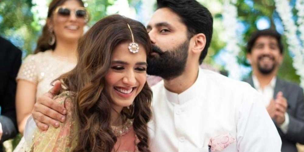 Jibran Nasir kisses Mansha Pasha