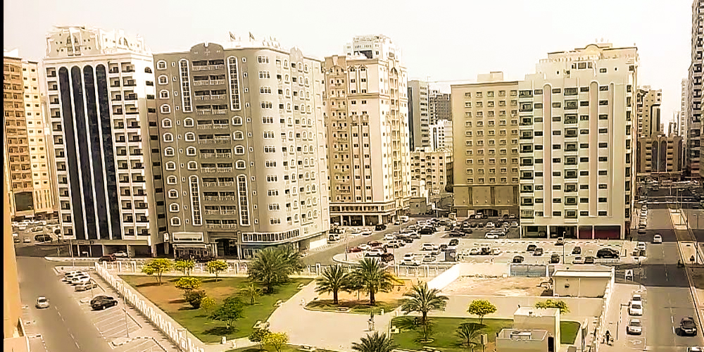 شارجہ میں خاتون عمارت کی دسویں منزل سے گر گئی