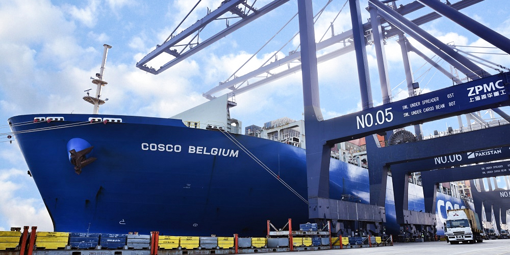 سب سے بڑے مال بردار بحری جہاز کی کراچی آمد