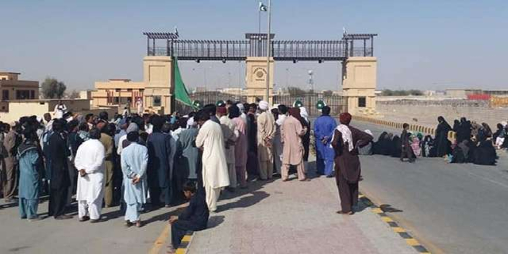غیر قانونی طور پر ایران میں داخل ہونے والے 38 پاکستانی تارکین وطن گرفتار