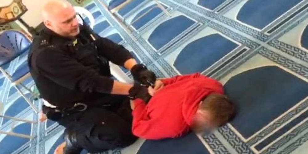 لندن کی مرکزی مسجد میں نماز کے دوران مؤذن پر چاقو سے حملہ، ملزم گرفتار