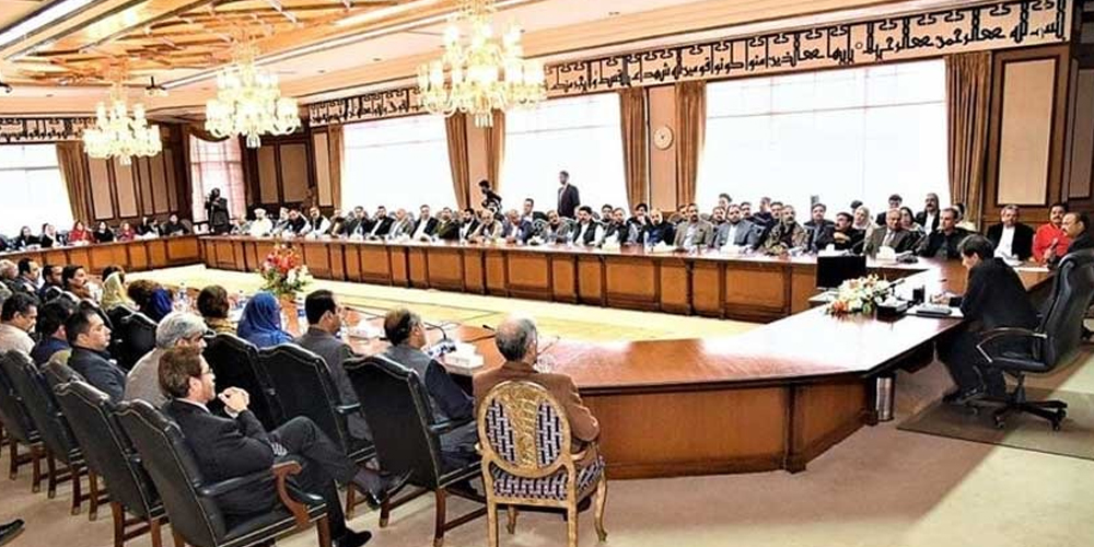 ٹیکسٹائل انڈسٹری بیرون ملک پاکستان کے برانڈز کو متعارف کرائے، وزیراعظم