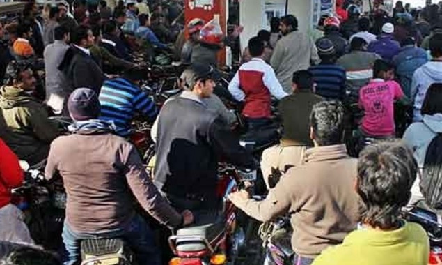 اسپیڈ ڈیزل کی قیمت میں 4 روپے فی لیٹر کا اضافہ