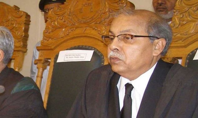 district judiciary to discharge their responsibilities with dedication