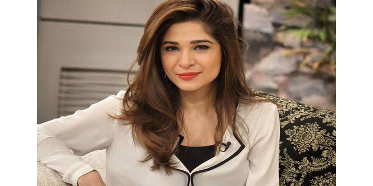 Ayesha Omer strongly defend herself on dressing on social media